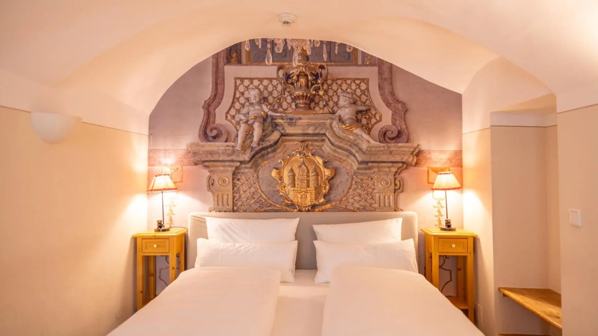 Altstadthotel Amadeus Salzburg 4*,
